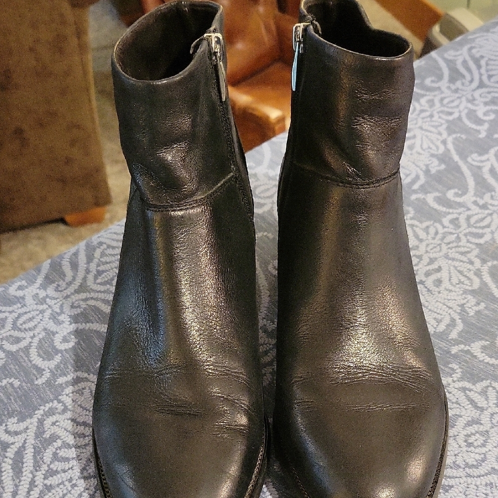 Franco Sarto Black Ankle Booties Classic Design
